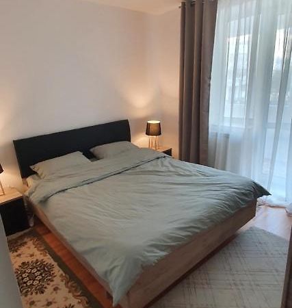 Apartament Chaplins 3 Camere 피아트라네암츠 외부 사진
