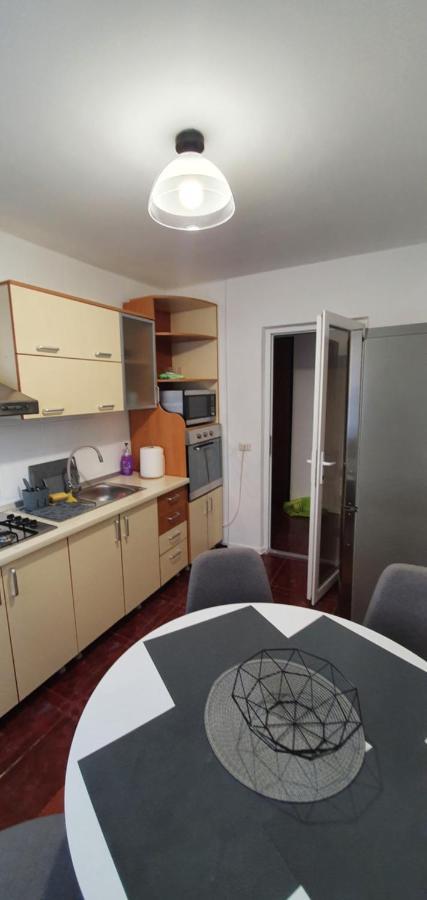 Apartament Chaplins 3 Camere 피아트라네암츠 외부 사진